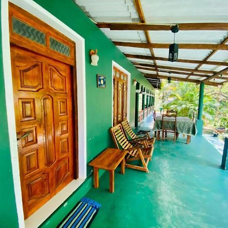 Rock Lake Home Stay Sigiriya Exteriér fotografie