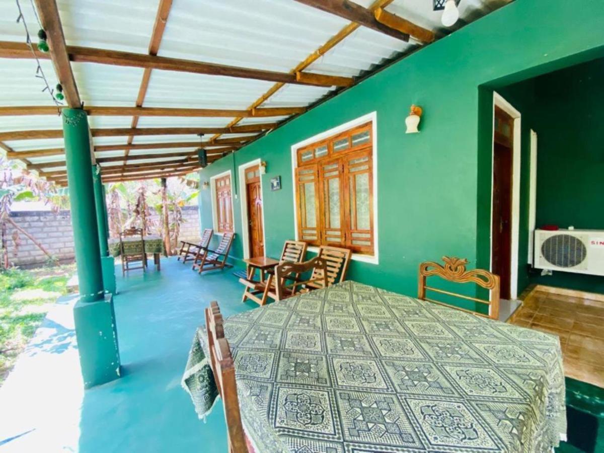 Rock Lake Home Stay Sigiriya Exteriér fotografie