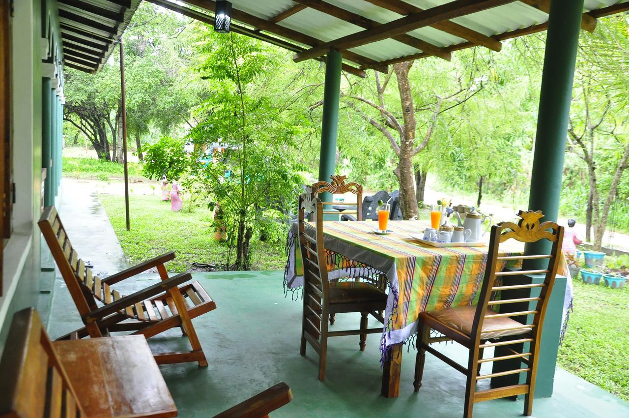 Rock Lake Home Stay Sigiriya Exteriér fotografie